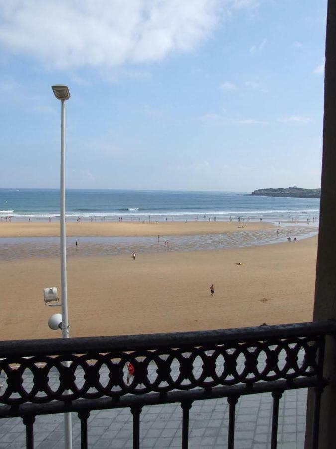 Villa Vivienda En Gijon Frente Al Mar Esterno foto